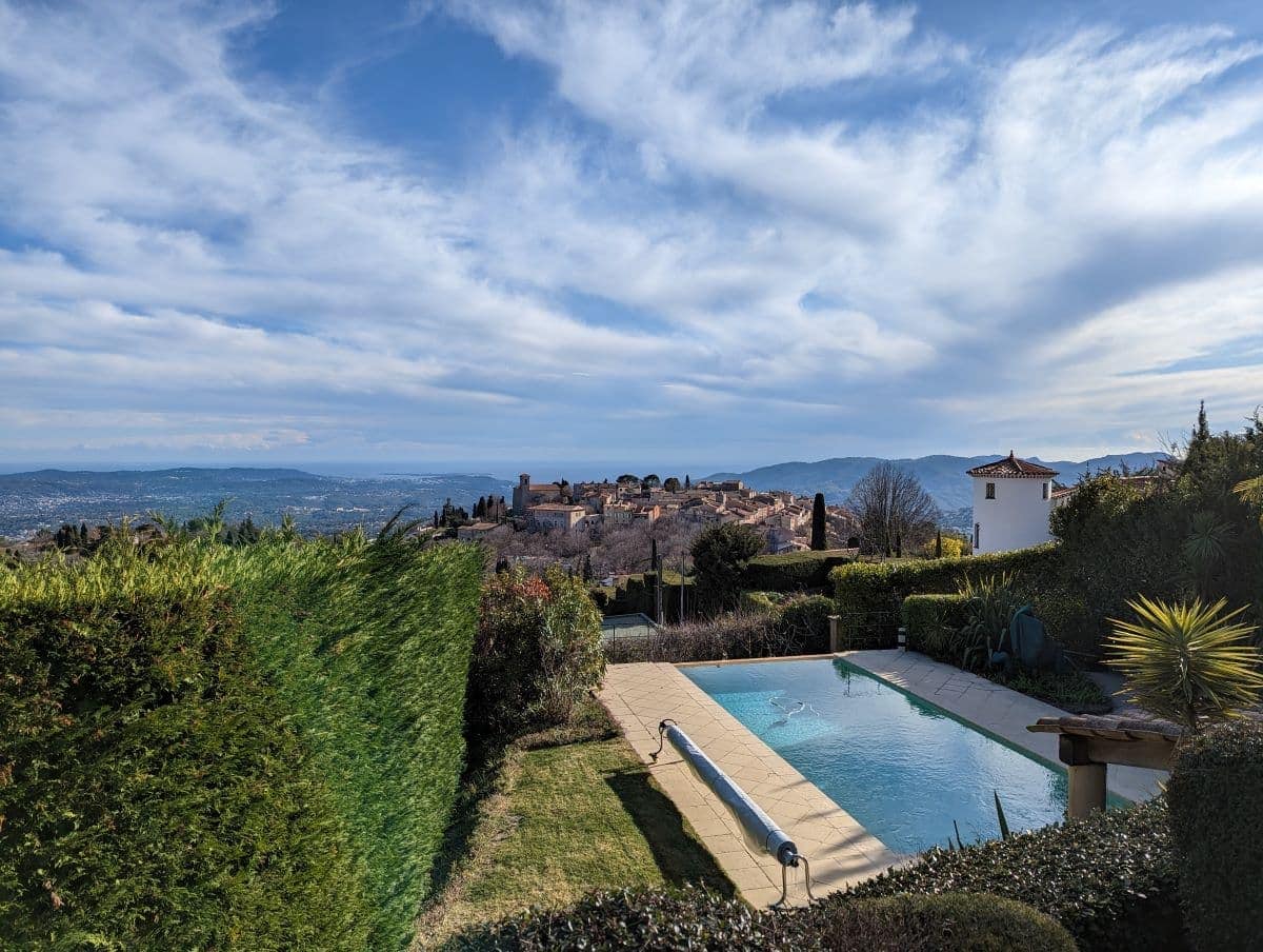 Large garden with large pool and stunning views over the French Riviera. Just one of the great houses we were allowed to stay in as house sitters.